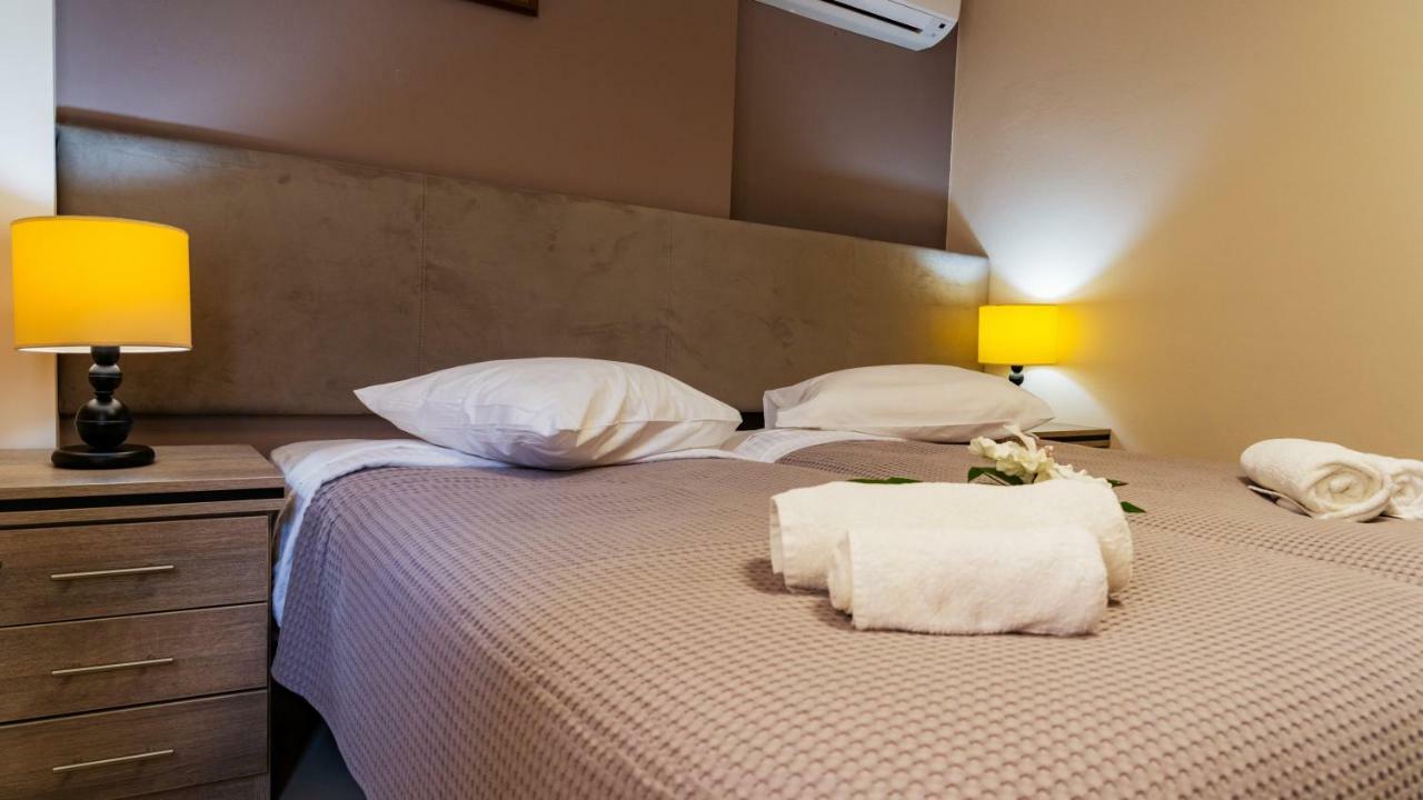 Athenian Central Apartments Bagian luar foto